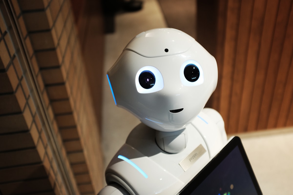 AI 小程序成长计划升级：全行业可申请，资源门槛进一步降低